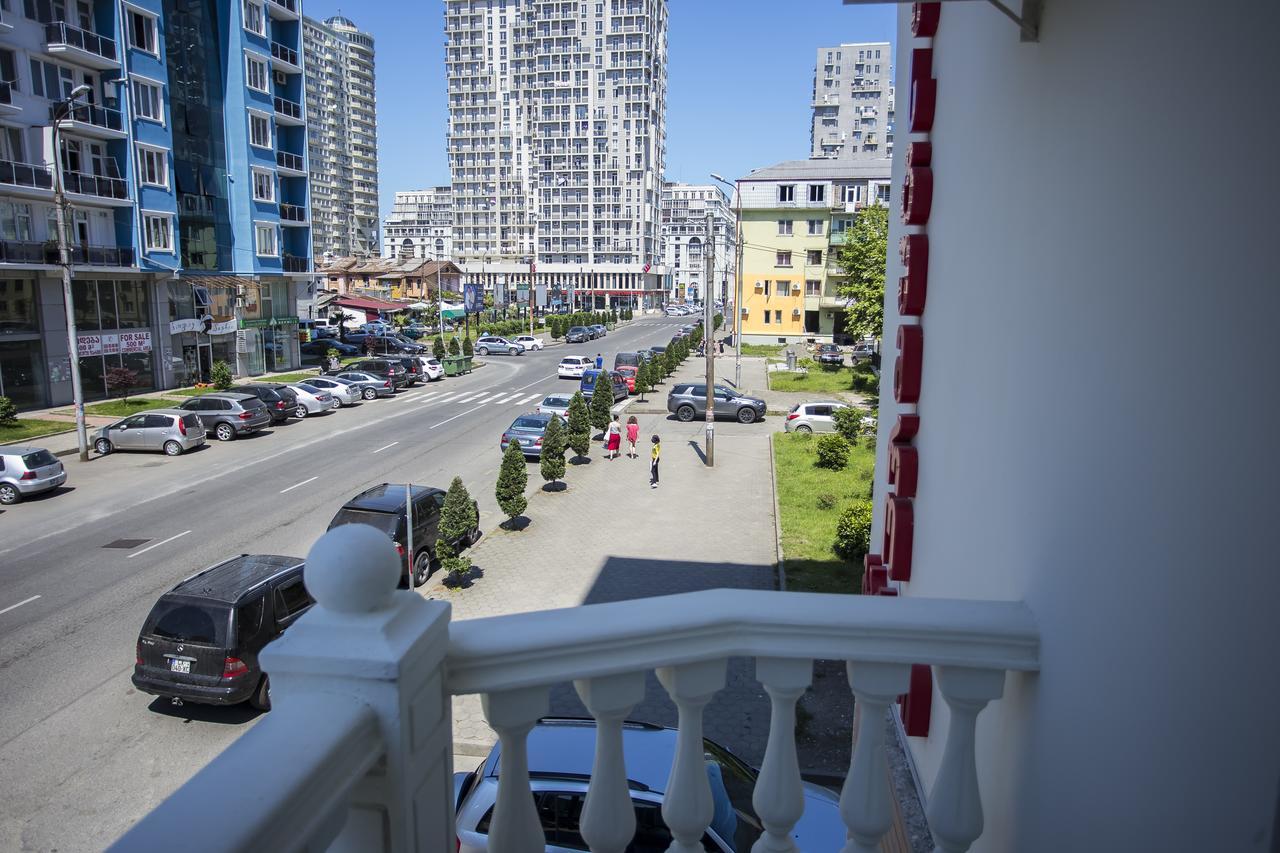 Hotel Garanti Batumi Exterior foto